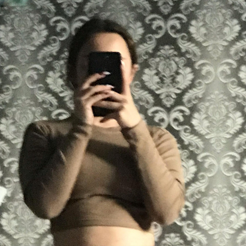 Соответствует описанию 