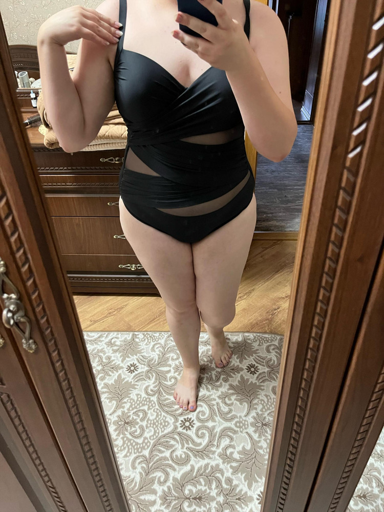 Ой как я хотела такой! И вот он мой теперь! И цена приятная, и качество. Не стал брать на размер меньше, свой сел идеально, как и должно быть, чтобы не быть перетянутой колбаской)