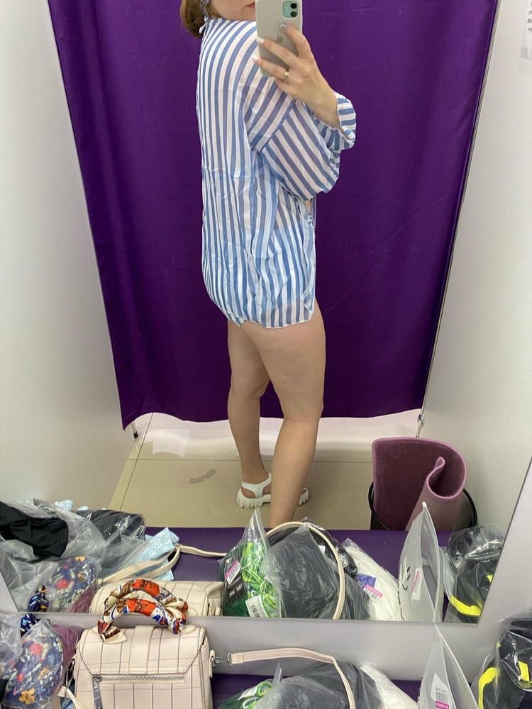 Вообще не подошёл. Звёзды снимаю за несоответствие размера лифа. Маломерит. Тугой очень. Трусы очень увеличивают размер, тк Светлые. Советую на худеньких девочек 