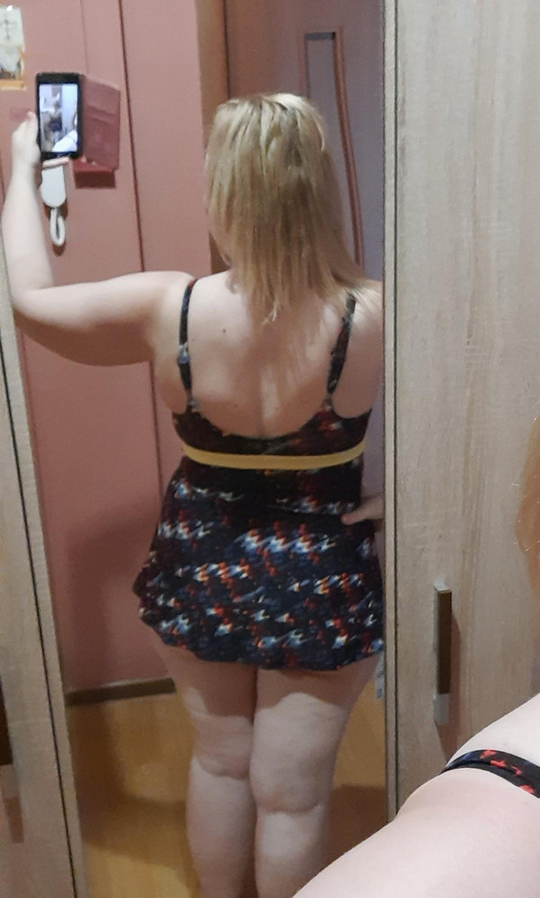 Купальник понравился, удобный, комфортный. Размер 52 , рост 168. Подошёл 50 размер и он не тык впритык, что дышать нельзя и еле натянешь, он свободно надевается. 52 великоват в ширине. Цвет красивый, яркий.