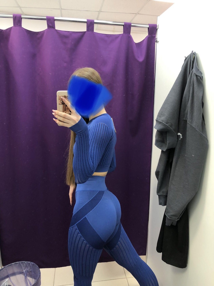 Костюм отличный. Почему его так мало заказывают? Я ещё нигде такого классного костюма не встречала. 