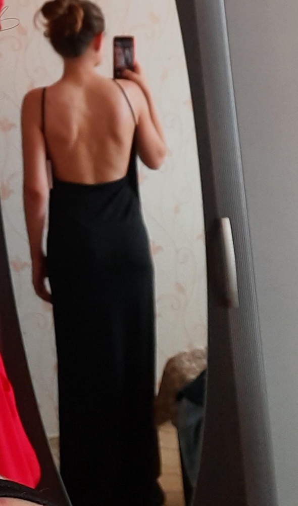 Заказала за 1072руб, а теперь оно 960руб - обидненько...упаковка аккуратная, без брака, а теперь подсказки для будущих покупательниц ))) S:на рост 163 сзади касается пола. На параметры 93-70-99 отлично, но немного  проймах большое.(с легкостью и ОГ 100см ВЛЕЗЕТ) Ткань приятная, мягкая. Красиво и женственно выглядит спинка.Всем хороших покупок.