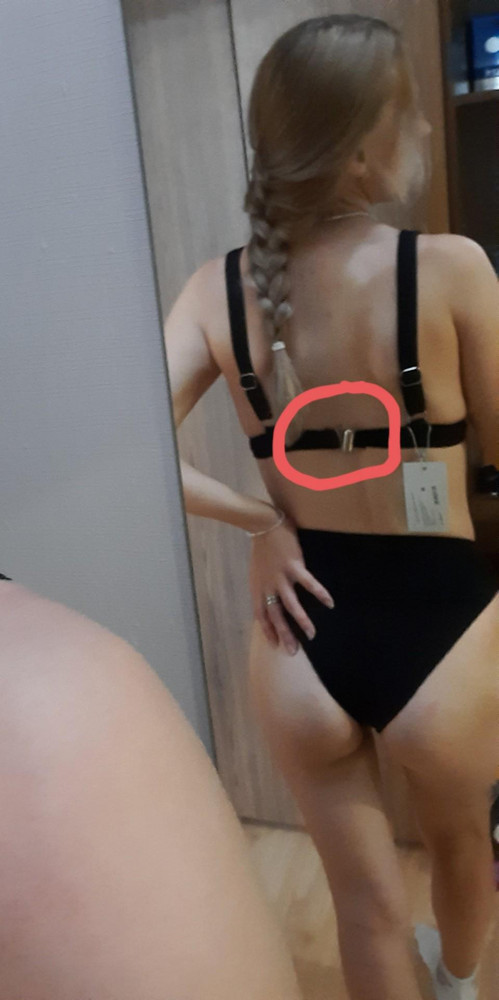 Хороший купальник, по размеру подошёл, качество материала и пошива понравилось, но во время примерки сломалась застёжка, очень обидно(( 😒😒😒