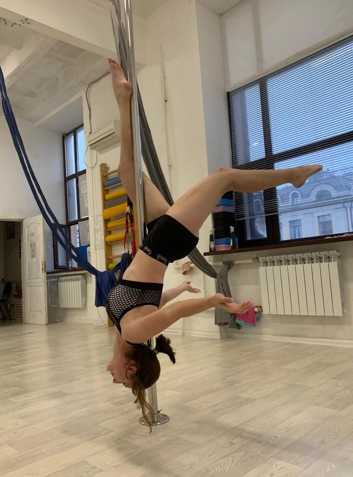 Для занятий на пилоне идеальны, со временем не потеряли своего вида