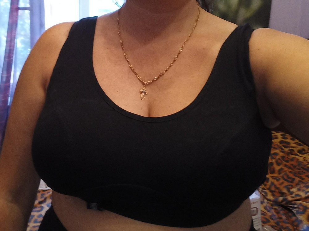 Хороший топик. Размер 54-56 подошёл. Доставка быстрая, за 2 дня.