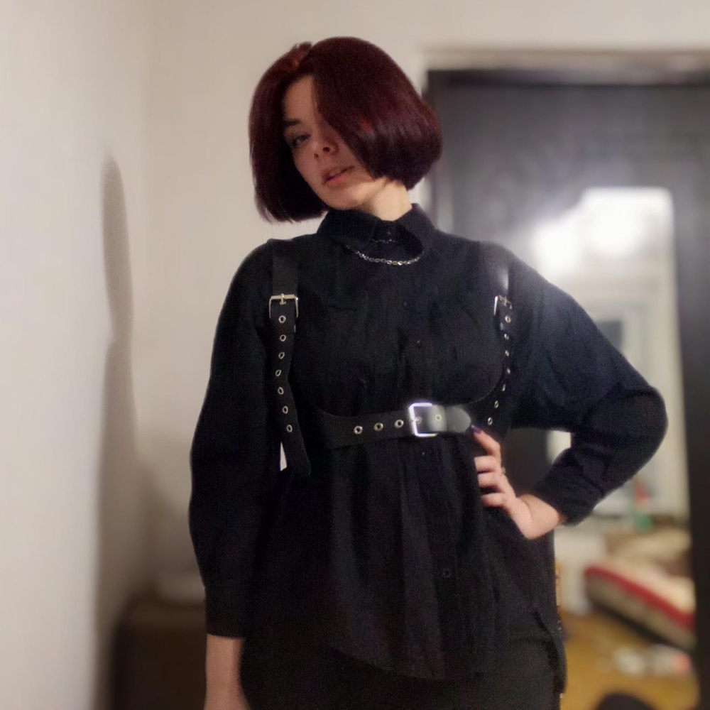 Все подошло. Не воняет, трещин не было, все на месте. Размер соответствует