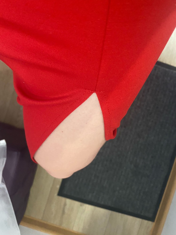 Классное, но мне велико в груди. Плотный трикотаж. 82 ог
74 от
97 об
Рост 166