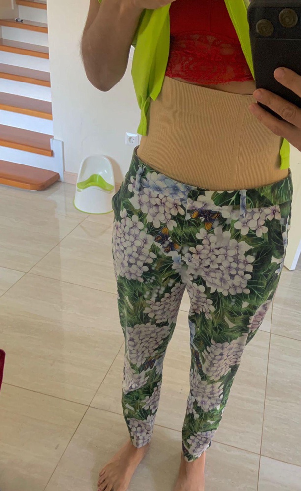 Бандаж ношу каждый день в течении недели, с утра до позднего вечера. Кожа дышит, качество мне нравится