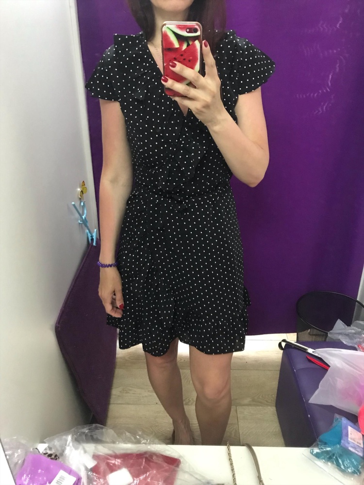 Отличное платье - ткань приятная к телу, сшито аккуратно, идёт в размер. Мой рост 168. Рекомендую.