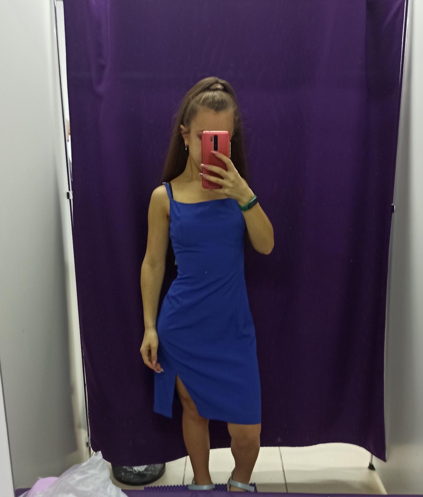 Заказывала 2 цвета, в итоге выбрала розовое, качество ткани хорошее
Выглядит красиво, размер соответствует, лямки регулируются
Но цвет не совсем такой на фото, не зашёл