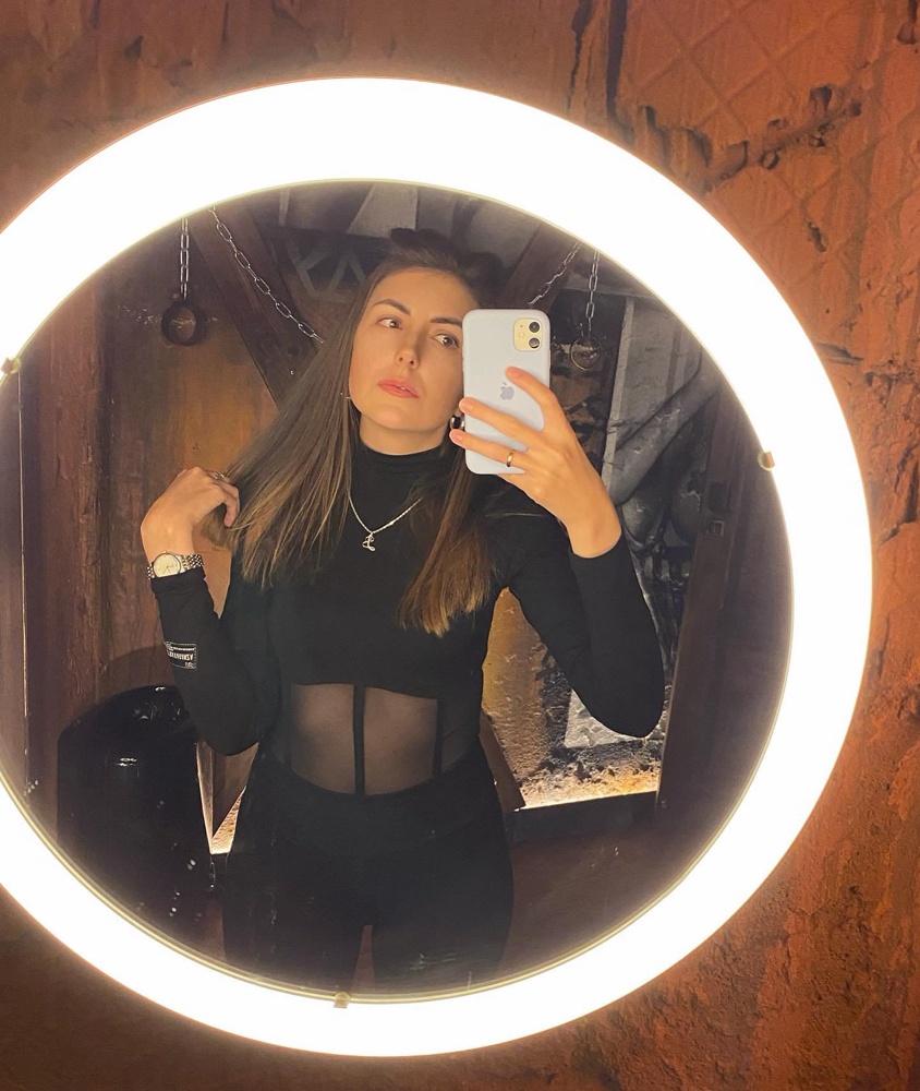 Офигенный😌🥰качество хорошее 👍🙌