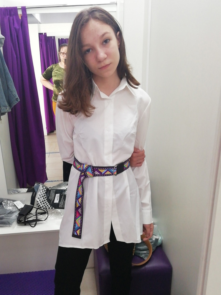 Отличное качество, с классической рубашкой смотрится шикарно. Плетение не толстое, легко складывается в красивый узелок.