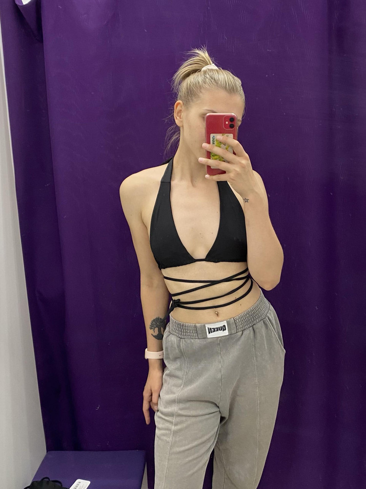 Качество отличное, но хоть где нибудь бы указали в описании что низ стринги. 