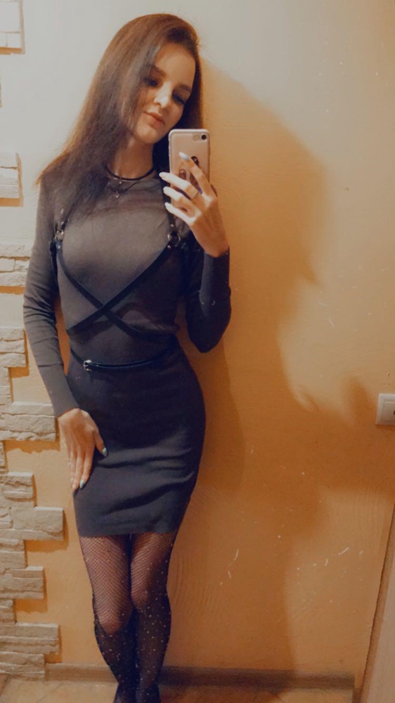 Супер штучка ☺️долго разбиралась как её одевать ,но клааасс!!