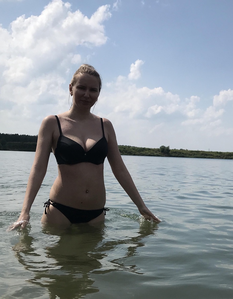 Лиф супер 👍 на ОГ 93 идеально подошёл 80D. Очень удобный, комфортный , грудь держит . 