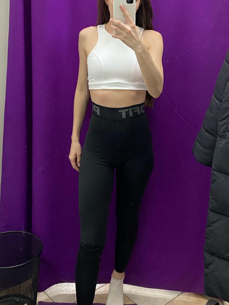 Топ супер! Удобный, сидит идеально! 