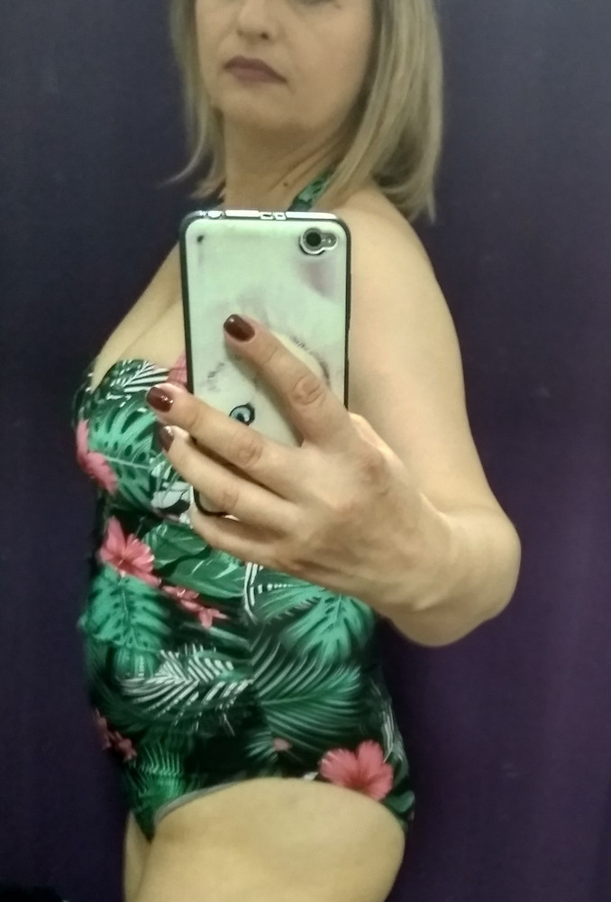 Купальник классный, но чашка маловата