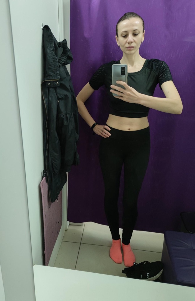 Взяла L на рост 175 , к телу приятен, сильно не утягивает, как после стирки и в носке будет, пока не знаю.