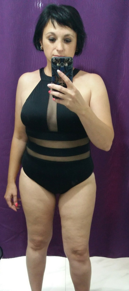 Отличный купальник, сшит просто великолепно, нареканий к качеству нет. На свой 48 размер, мне подошел- 42. Доставка быстрая - 2 дня. Спасибо.