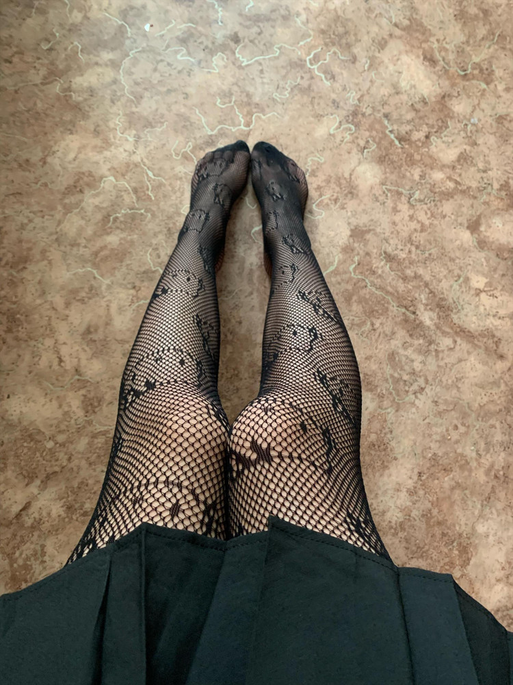 Заказывала к юбке. Теперь белые хочу(((