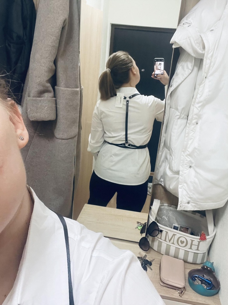 Мне понравилось, слегка маловата в талии, а так все огонь! Рекомендую 