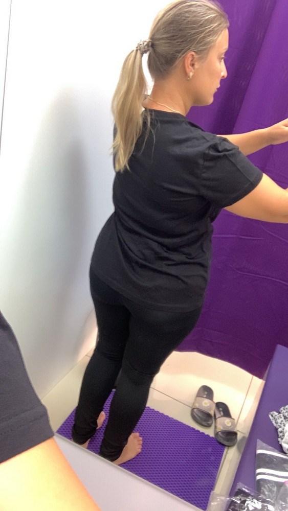 Отличные, но на свой 48 р заказала 48, можно было и 46 р взять, тянутся хорошо