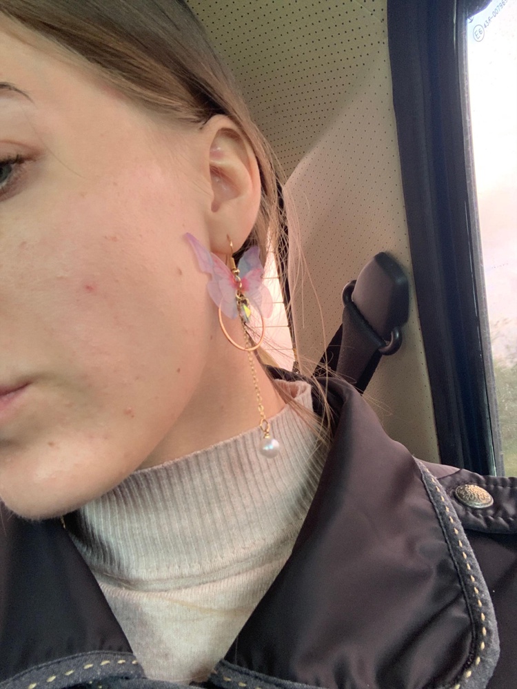 Супер серьги, очень легкие и красивые😍