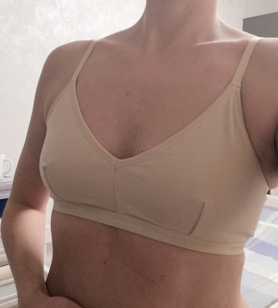 Классный бюстик-топик. На 75В идеально подошёл 3М