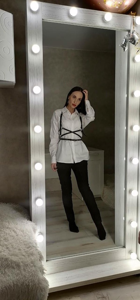 Великолепная портупея, это🖤