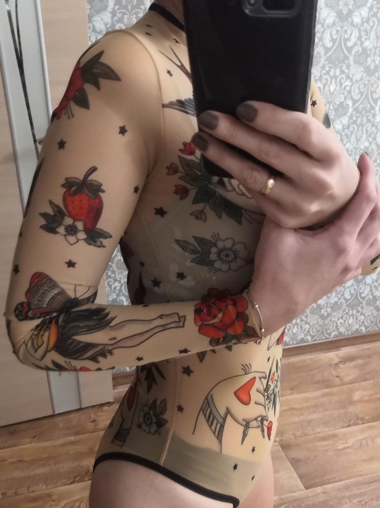 Огонь. Более чем довольна. Качество принта огонь.  Размер соответствует. Словно вторая кожа.