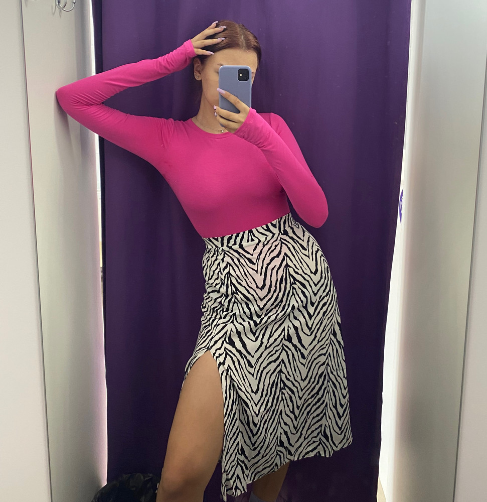 прекрасное боди , размеру соответствует и цвет супер