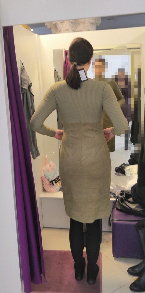 Качество пошива хорошее, не подошло на рост 184, со спины тянет, в целом соответствует размеру. Ткань мнется.