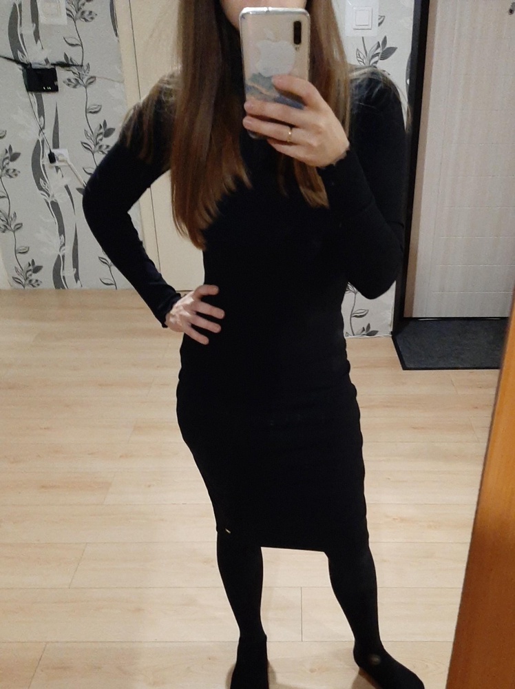 Платье лучше чем ожидала, идеально сидит по фигуре, хорошее качество, цена-подарок 🥳