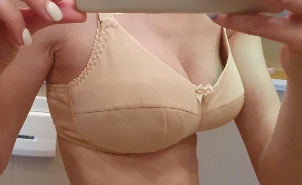 👍очень удобный и качественный бюстгальтер.  Если честно, даже не ожидала, что сядет идеально.  Спасибо поставщику 🙏🏻