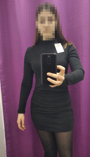 Шикарное платье! Швы ровные, ткань тонкая, но не просвечивает, на теплую весну. Однозначно 5/5