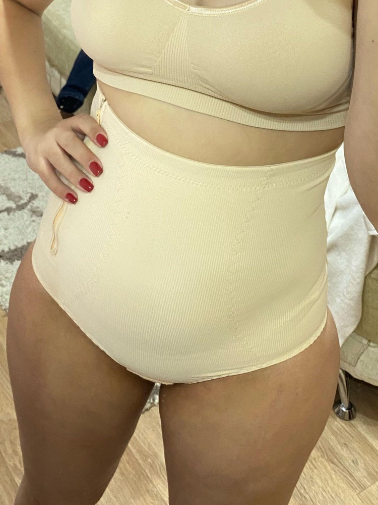 Бандаж очень хороший. Цена отличная, качество супер. Стягивает очень хорошо. Живот после родов особо не висел, но подтянуть все равно охото. Мой объём бёдер 101, взяла размер 100 (46) и не прогадала. 