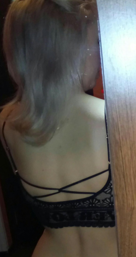 Очень понравился, красивый и удобный.