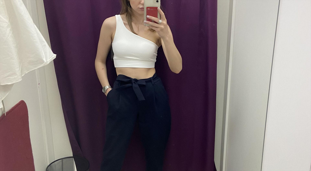 топ огонь!🔥🔥единственное, цена всё-таки завышена, сама дала бы не больше 1200-1300 за него. обхват груди у меня 79