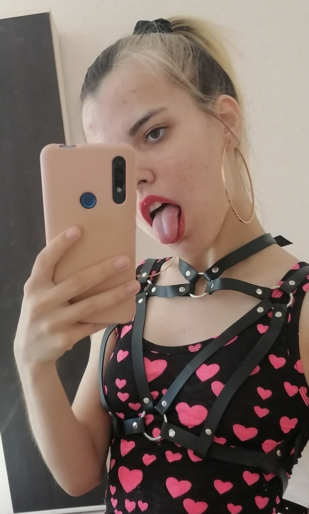 Довольна покупкой очень ! Качество шикарное очень.Спасибо вам за такую красоту ❤️😊. Советую к покупке.