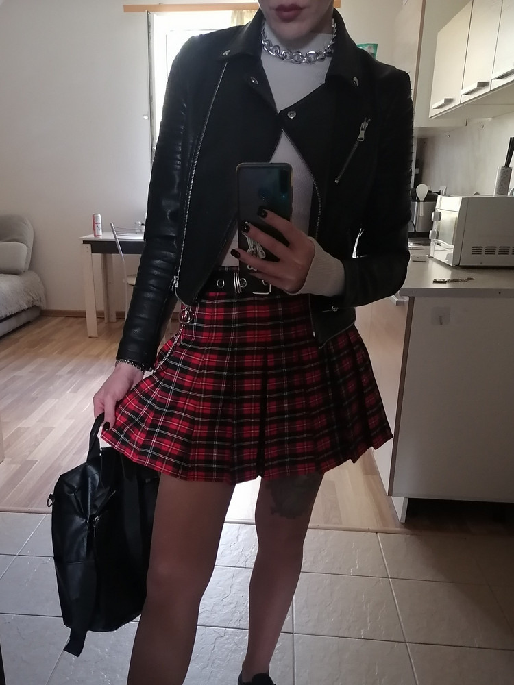 Юбочка соответствует, всем ожиданиям. Рекомендую!