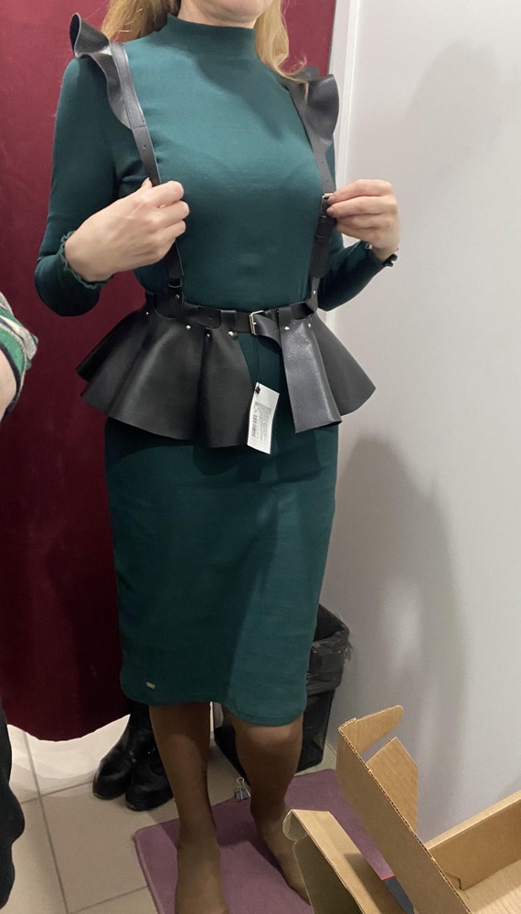 Мне понравилась. Кожа  натуральная, немного  грубовата. Выглядит не  пошло. Рост  174