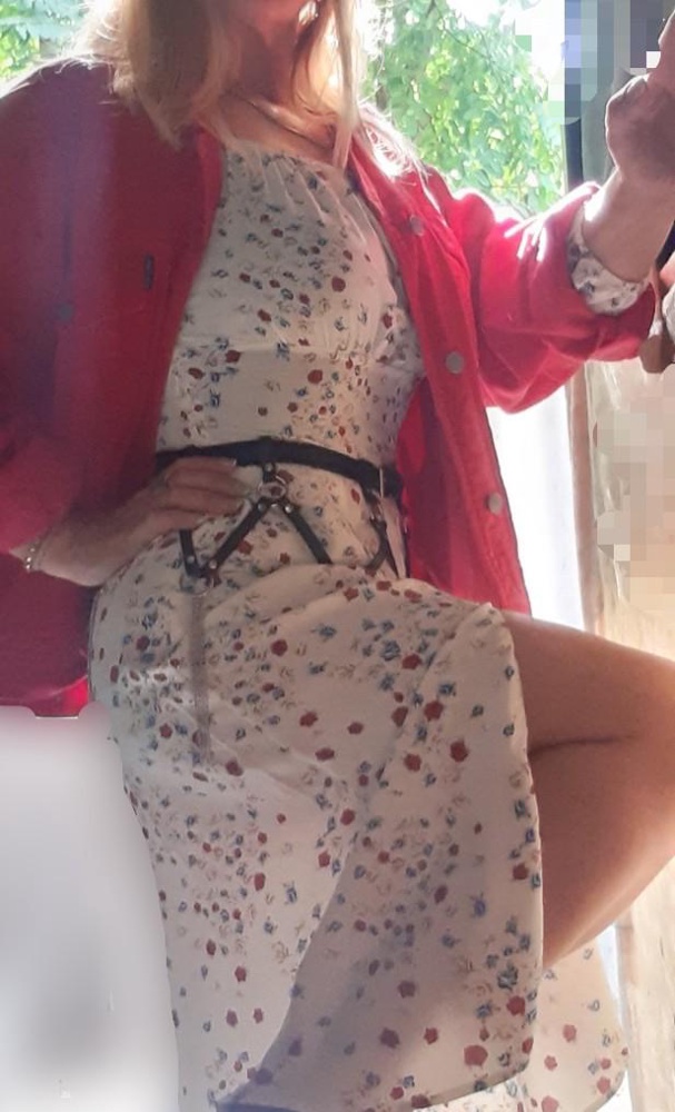 Пояс эффектный ,одеть можно практически под любую вещь! Кожа натуральная и цена приемлемая ! Рекомендую.