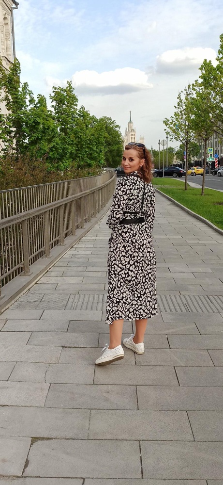 Очень понравилась. Качественная и ещё есть мешочек для хранения. Спасибо производителю