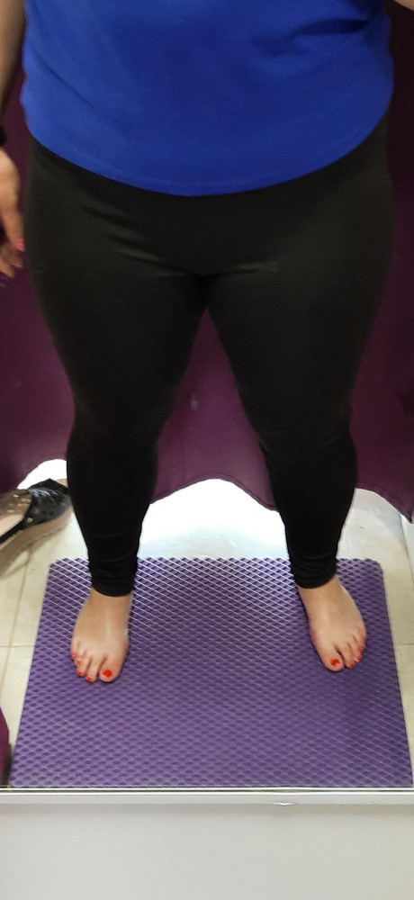 Отличное качество за приятную цену!сидят хорошо и так как надо, не занижена посадка. Приятные на ощупь, один минус резинка наверняка будет переплетаться скручиваться но я прошиваю её что бы это избежать, маломерки однозначно, на об.бедер 108 брала 3хl