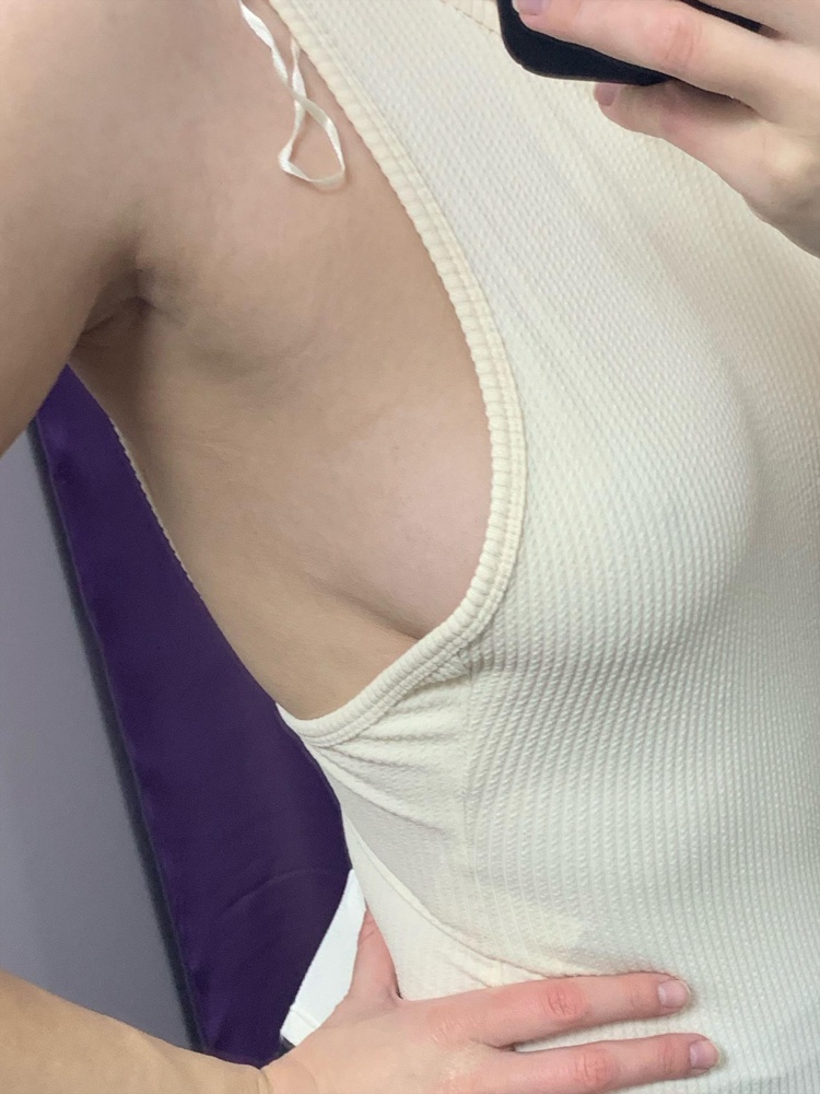 Очень крутое боди, но из минусов - нет застежки, грудь вываливается, попробую заказать размер поменьше