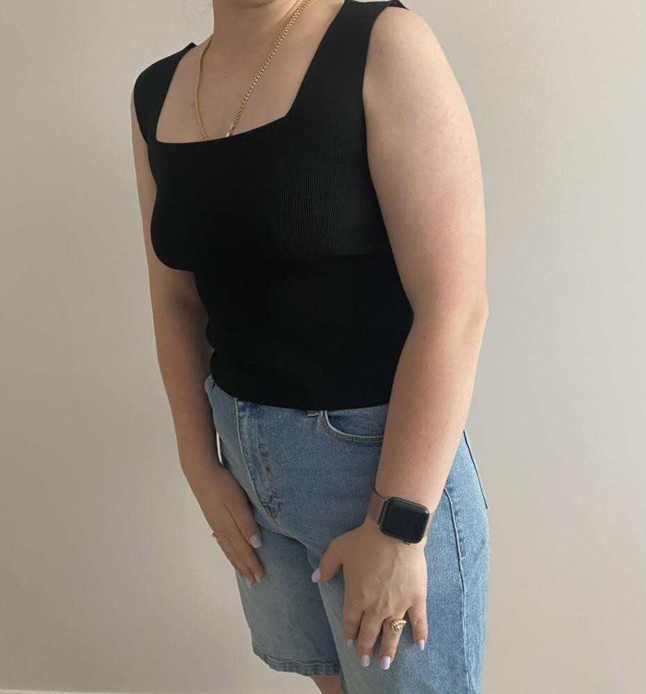 Классный топ, на размер M сел отлично😍