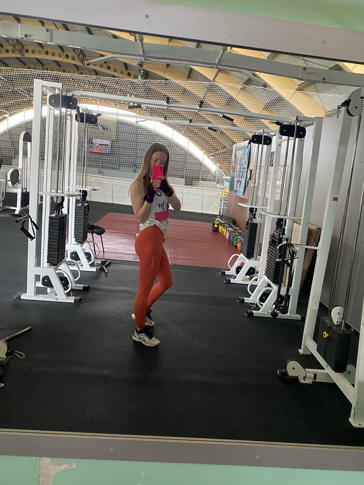 Клёвые. Мне очень нравятся. Только цвет не такой яркий как на фото((