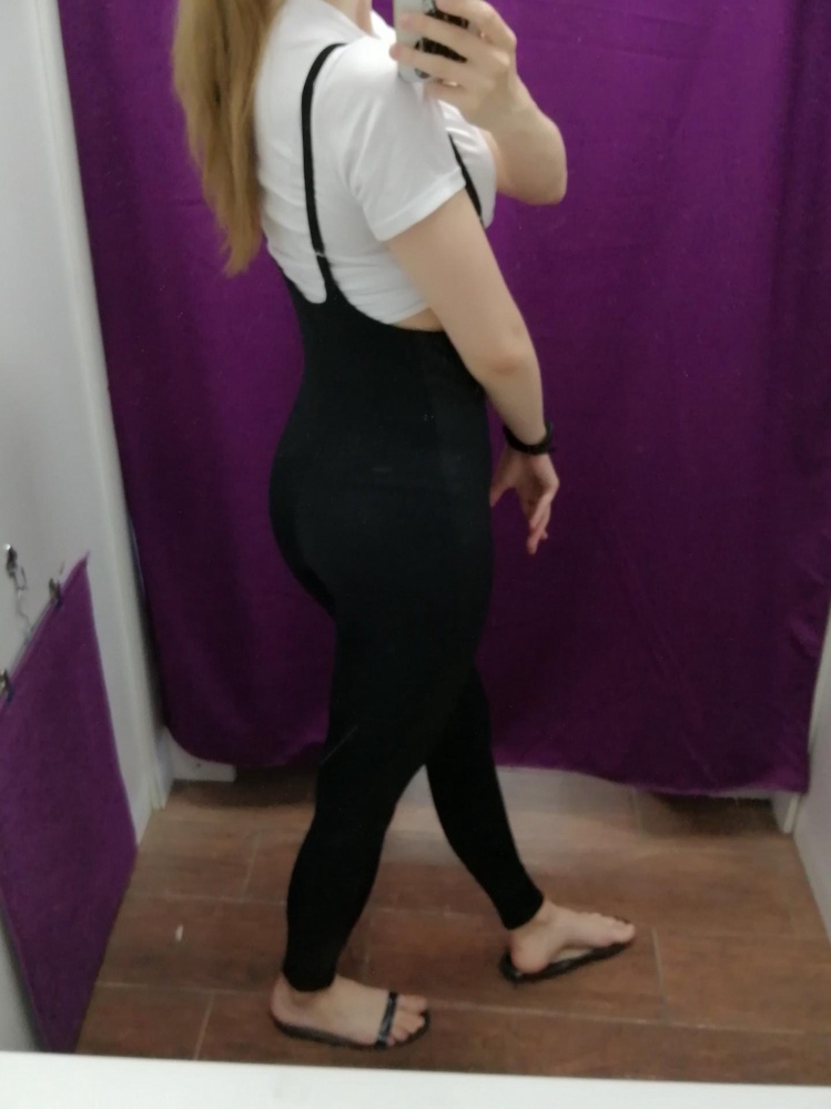 Дубль два. Перезаказала, так как в первый раз был брак. Сейчас все хорошо, сидят как вторая кожа, в меру утягивают, мой рост 181, заказала L. Тянутся прекрасно, уже протестила в зале.