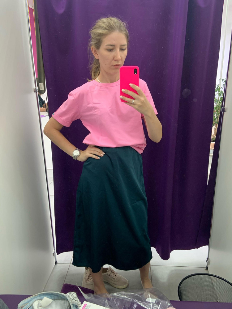 Первое впечатление- достойно . Выглядит стильно  