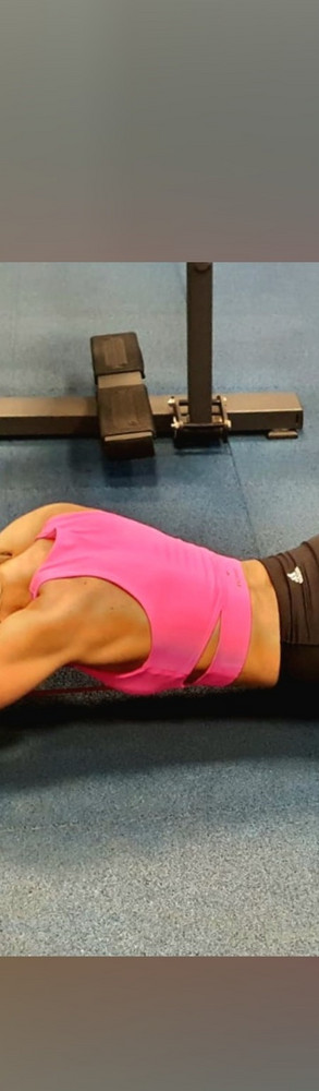 Супер топ! Сидит идеально, ткань приятная, цвет яркий,  комфорт  💯